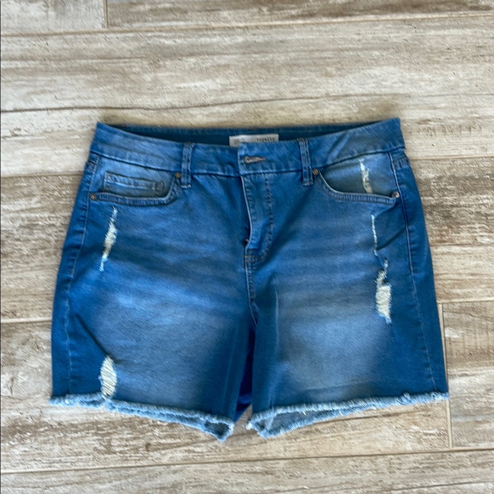 Royalty For Me Blue Jean Shorts with Distressed Frayed Hem New w/o tags